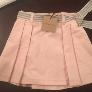 Girls Burberry Pink velour pleated skirt, 2 yr